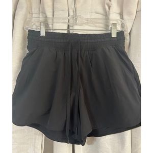 Abercrombie & Fitch YPB black women’s athletic short, size small